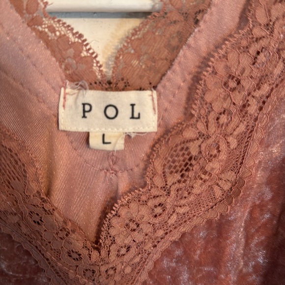 Made by POL size large. Velvet tank. Great condition never worn - Picture 2 of 4